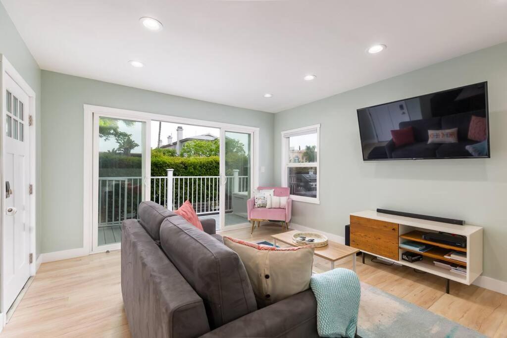 Beach House In The Heart Of Pb San Diego Exterior photo